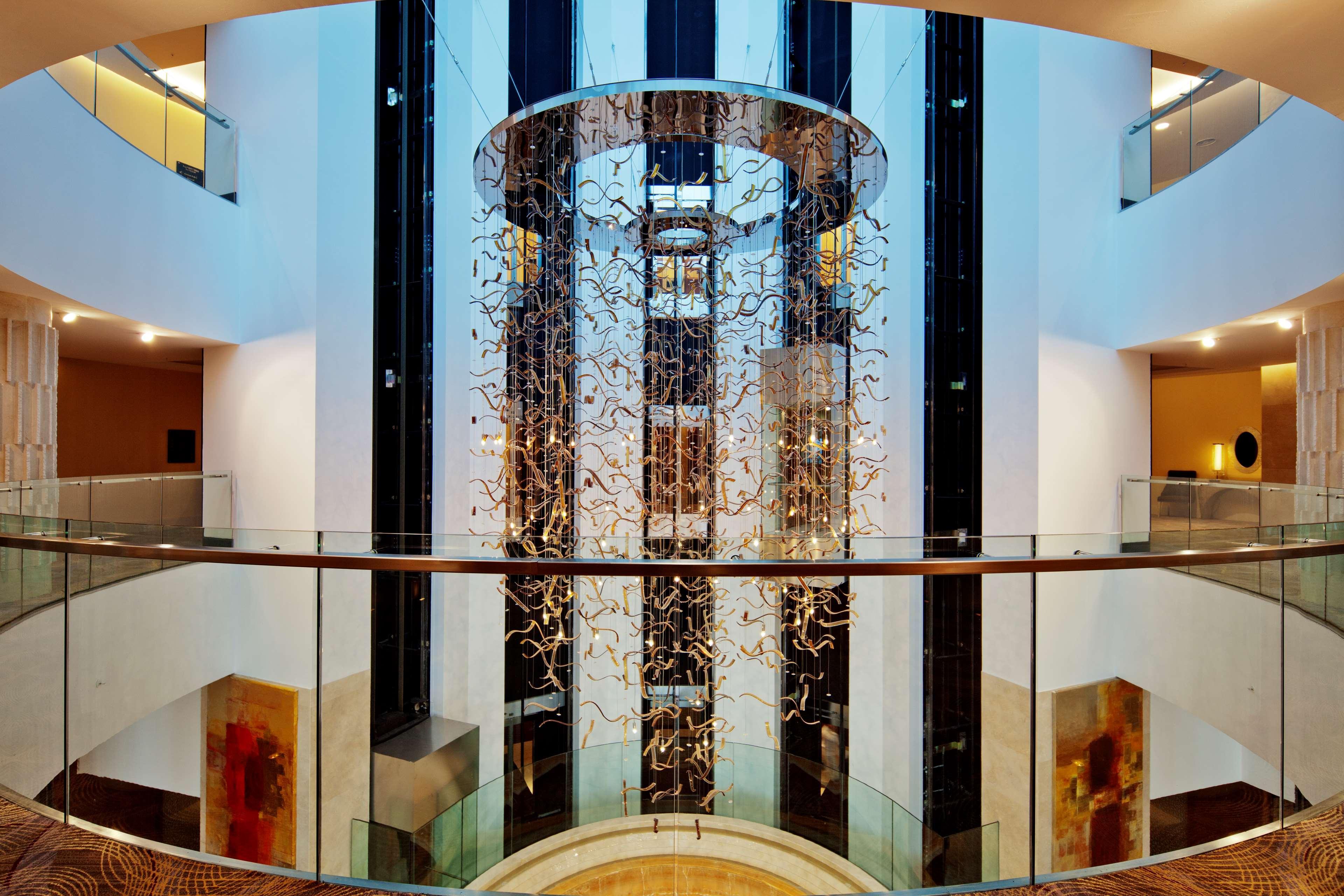 Hilton Hotel 5*