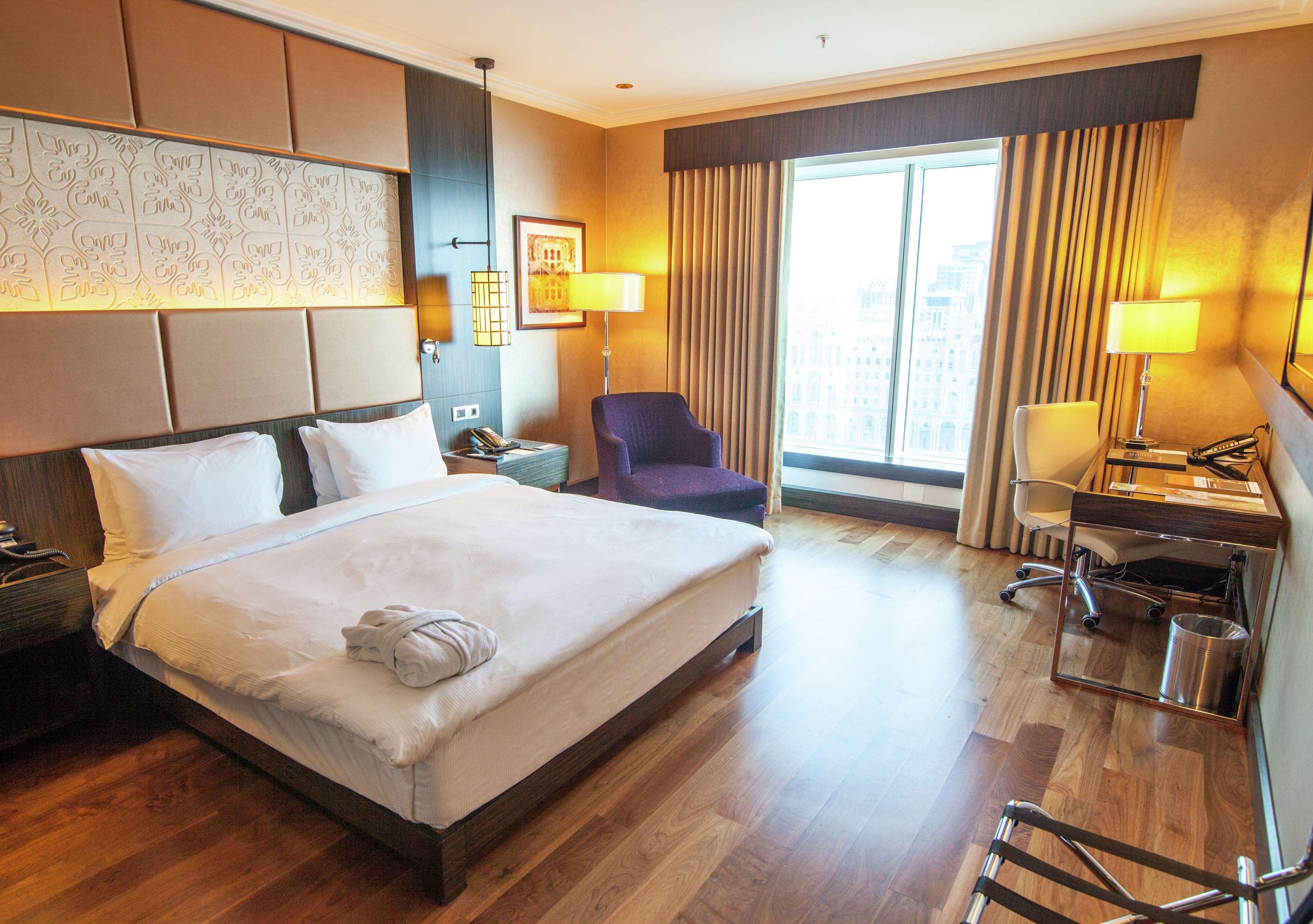 Hilton Hotel 5*